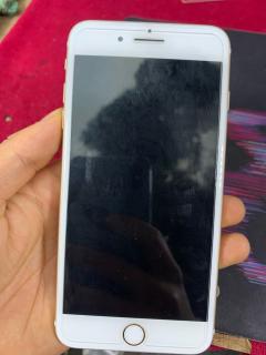 出售一台几乎全新的苹果7P手机128G国行