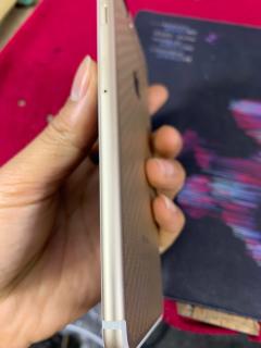 出售一台几乎全新的苹果7P手机128G国行