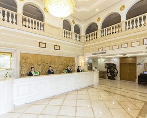 维也纳酒店(湛江海滨大道金沙湾店)